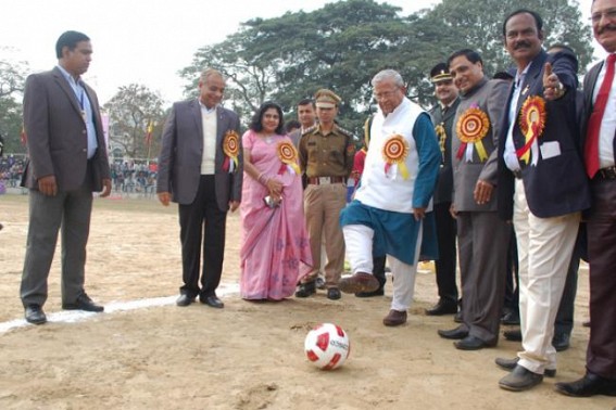 Governor inaugurates 18th ONGC Lucky Srivastava football tournament